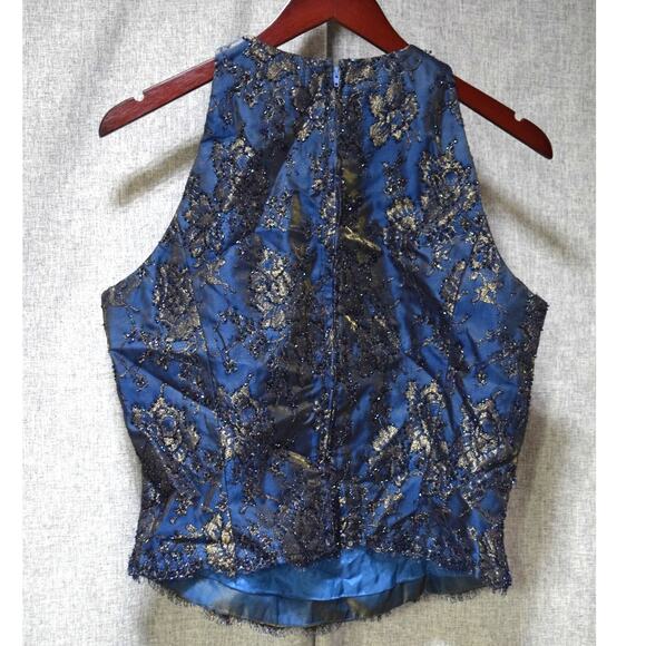 Carmen Marc Valvo Metallic Blue Lace Embellished Evening Top Size 8 - Picture 3 of 3